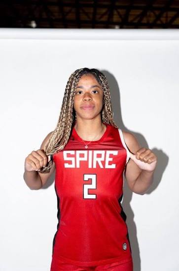 Saniyah Hall - BASKETBALL